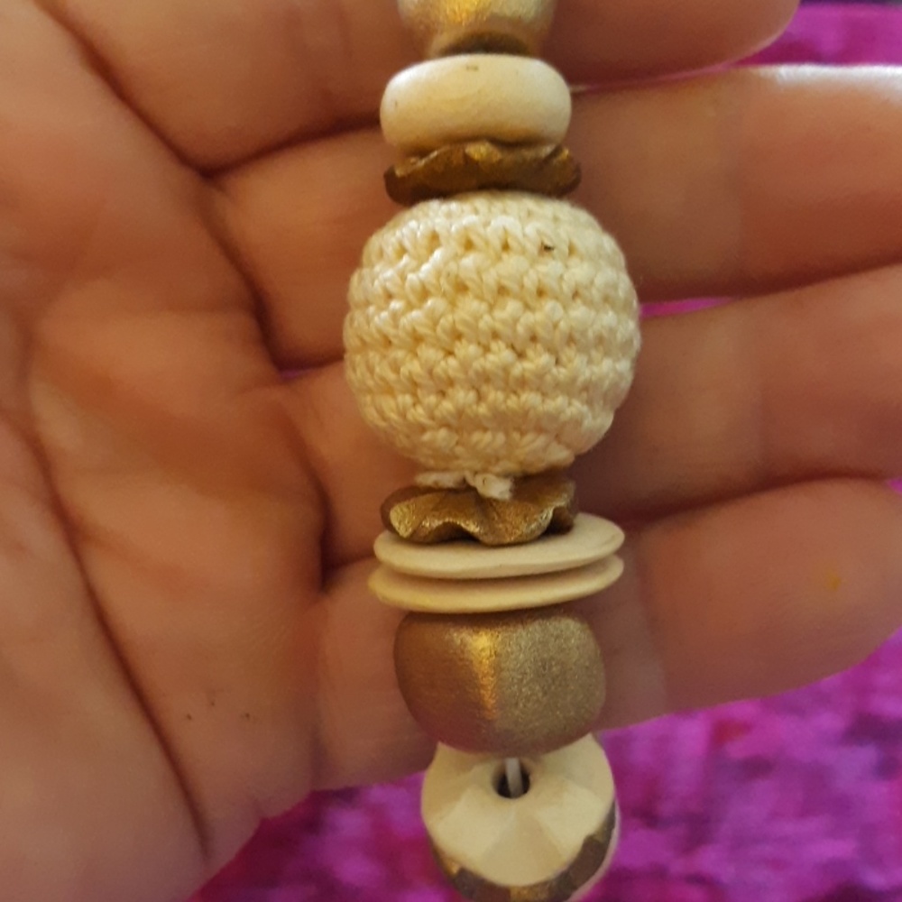 Cute bracelet wooden type stretchy adorable jewelr